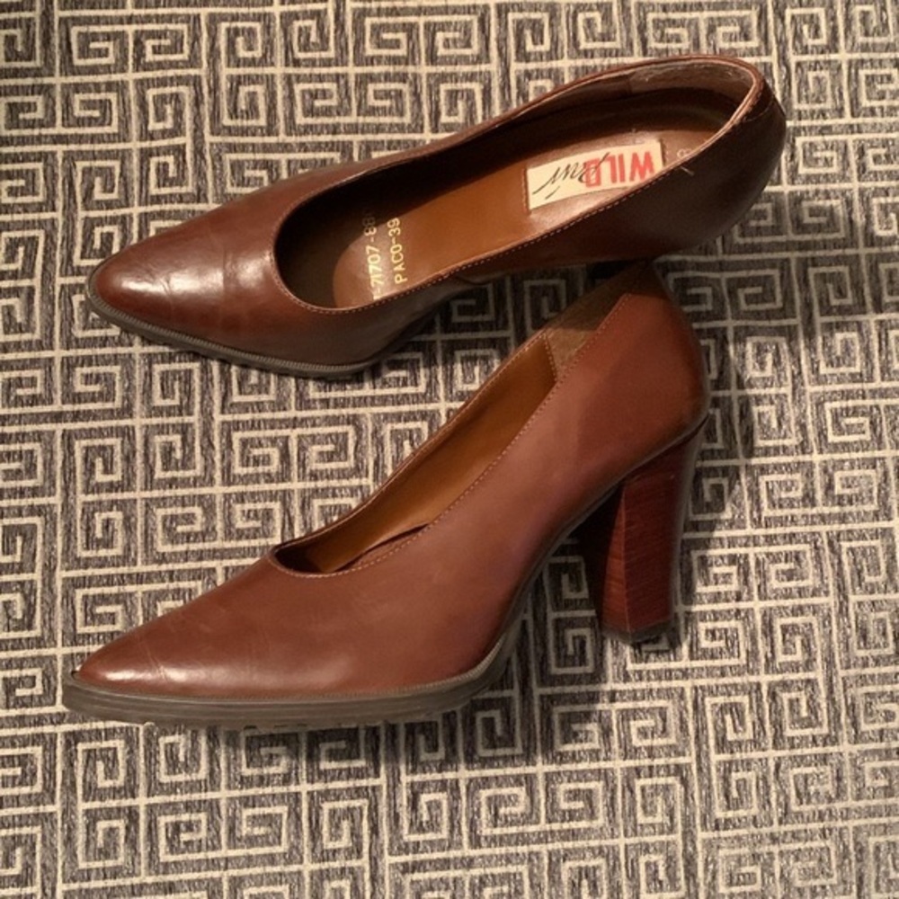 Wildfox Brown Pointed Toe Block Heel Pumps